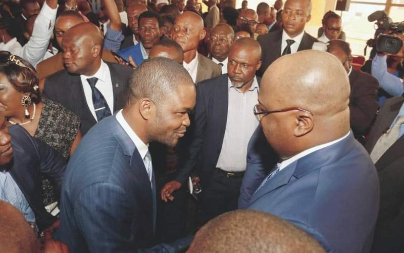 Tshisekediste dans la foule